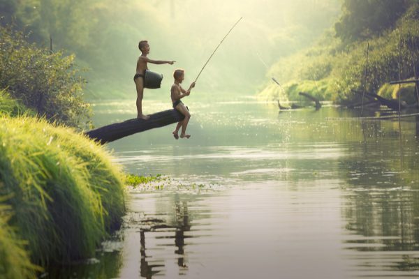 How to fish from a pier