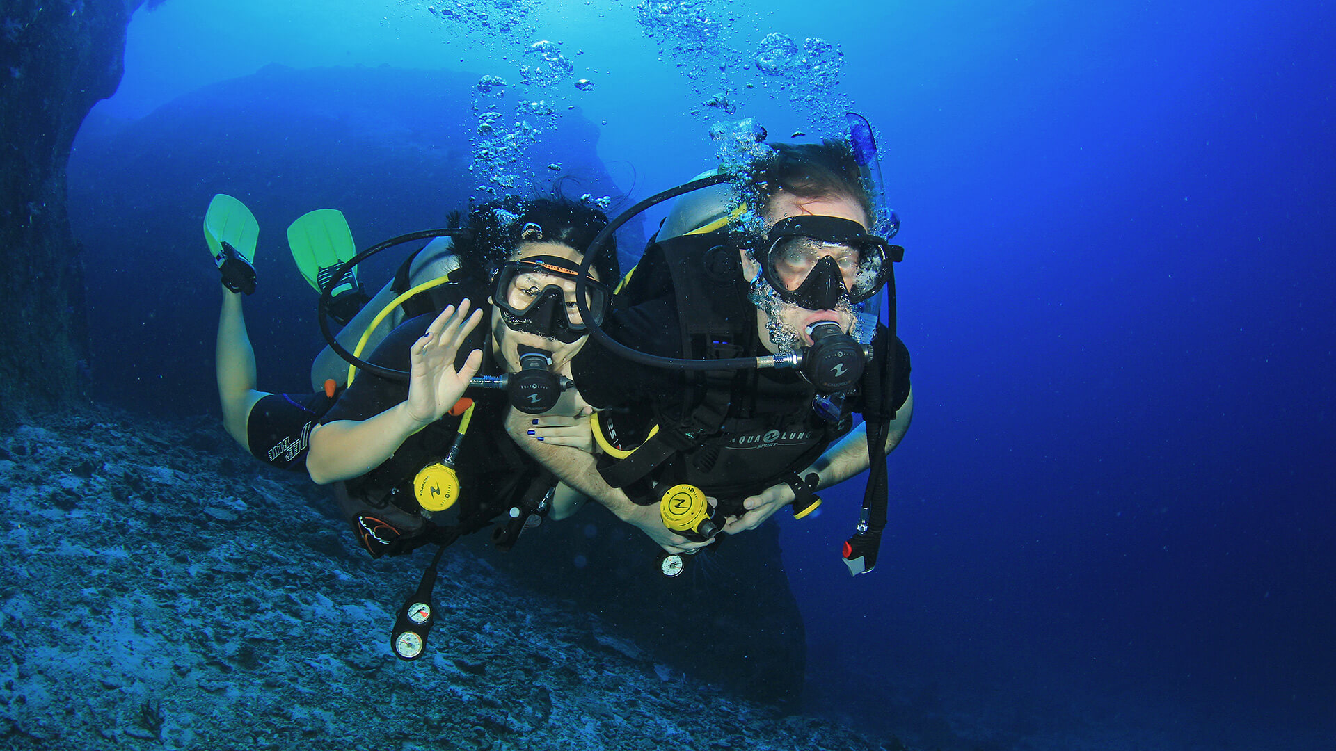 Do you need to be able to swim to Scuba dive?