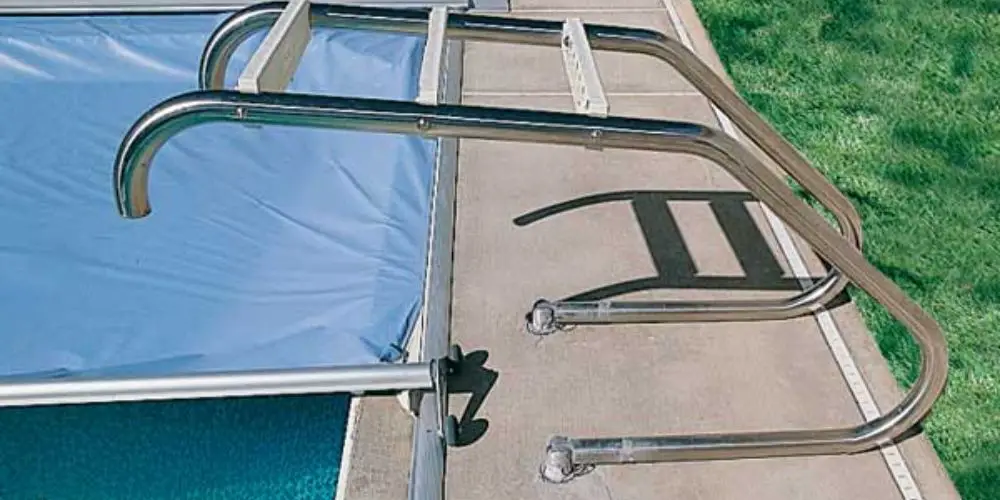 How to Cover a Pool with A Ladder?